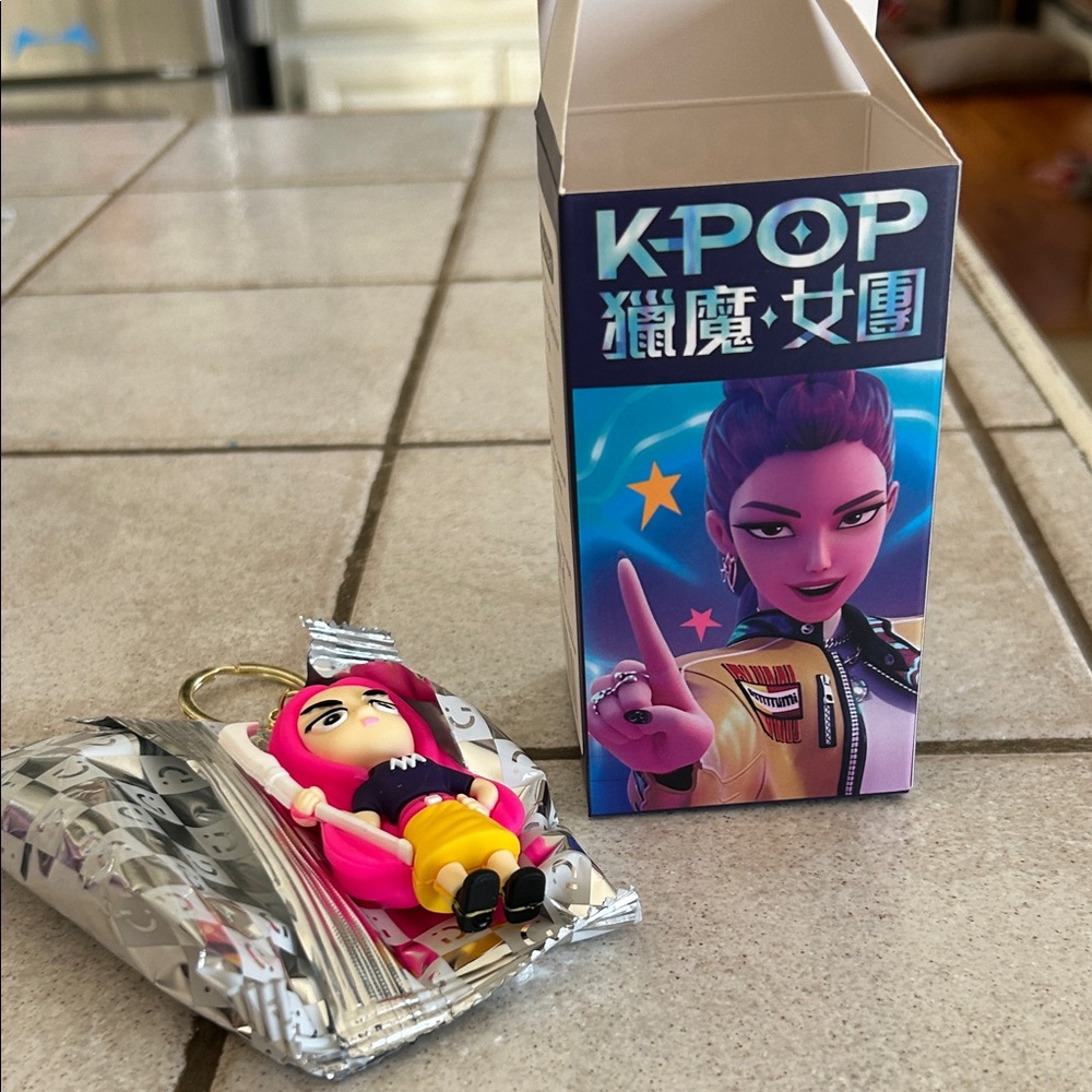 K-Pop Keychain with Box